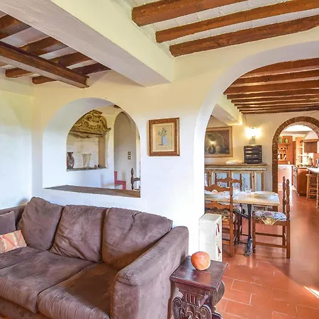 Semesterbostad Amazing In With Kitchen