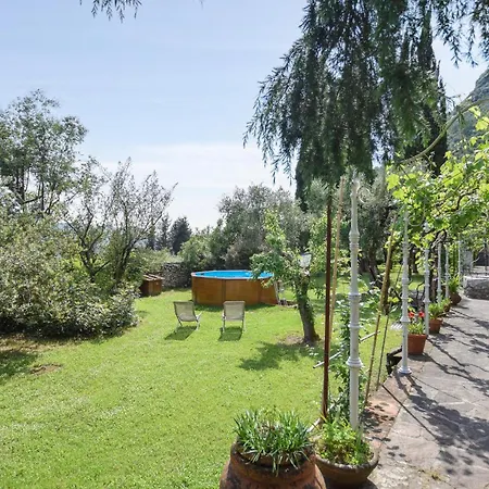 Semesterbostad Amazing In With Kitchen *